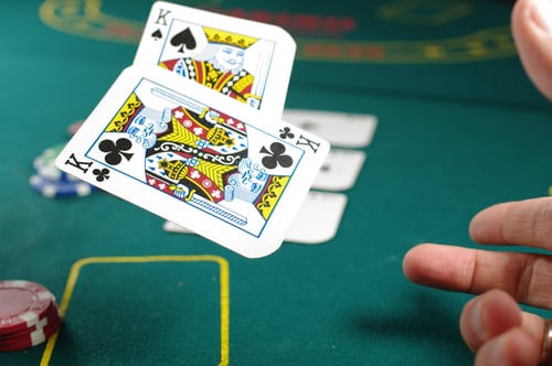 play poker game 